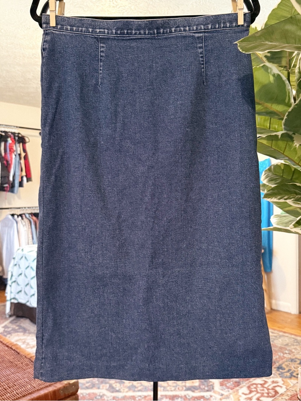 Liz Claiborne vintage denim midi jean skirt